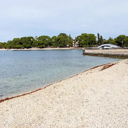 And With Parking Space - 13742 3* Fažana