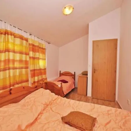 And With Parking Space - 13742 Πανσιόν