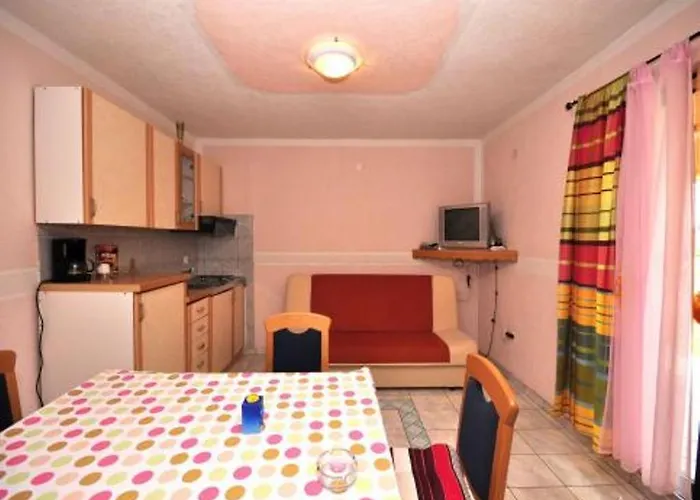 And With Parking Space - 13742 Konukevi Fažana